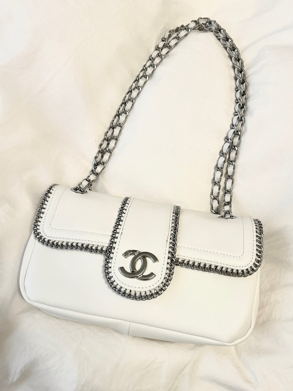 Chanel Chain Around Flap Bag - Picture 3 of 5